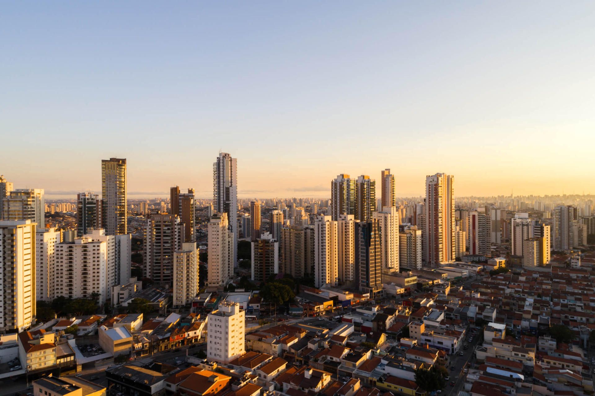 Skyline de Ribeirão Preto ao entardecer